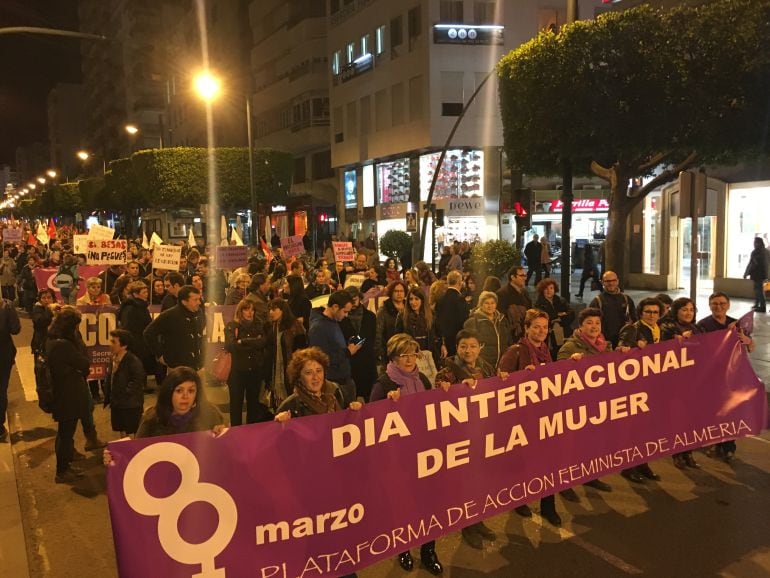 Manifestación histórica em defensa de la igualdad.