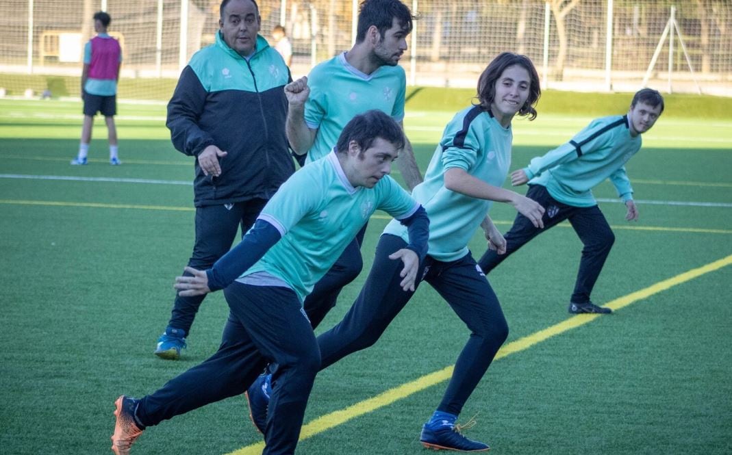 El equipo de la SD Huesca Genuine está preparando sus próximos partidos