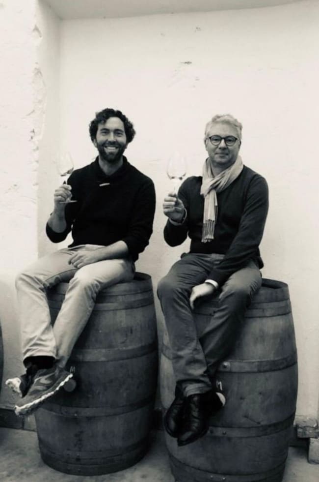 Alejandro Muchada y David Léclapart, en la bodega de ambos