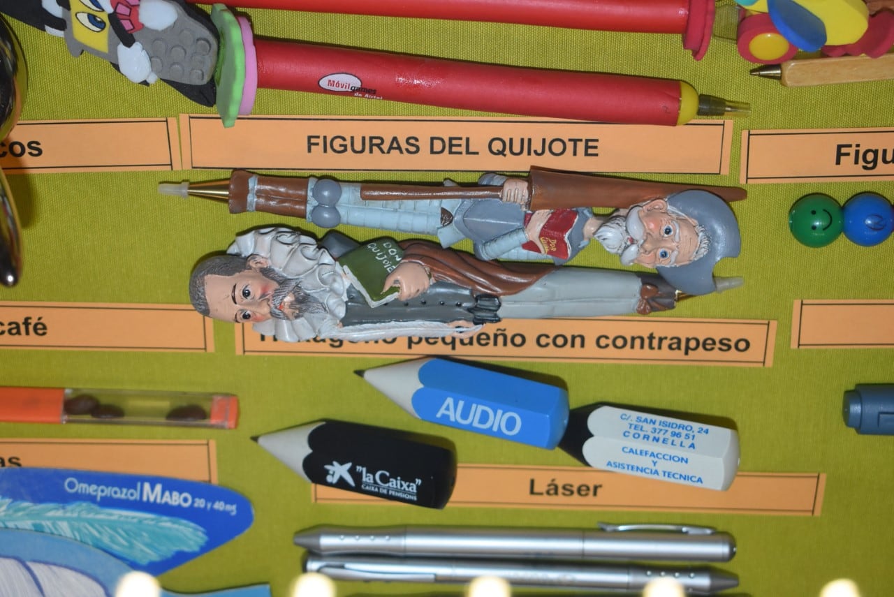 Bolígrafos alusivos a Cervantes y Don Quijote