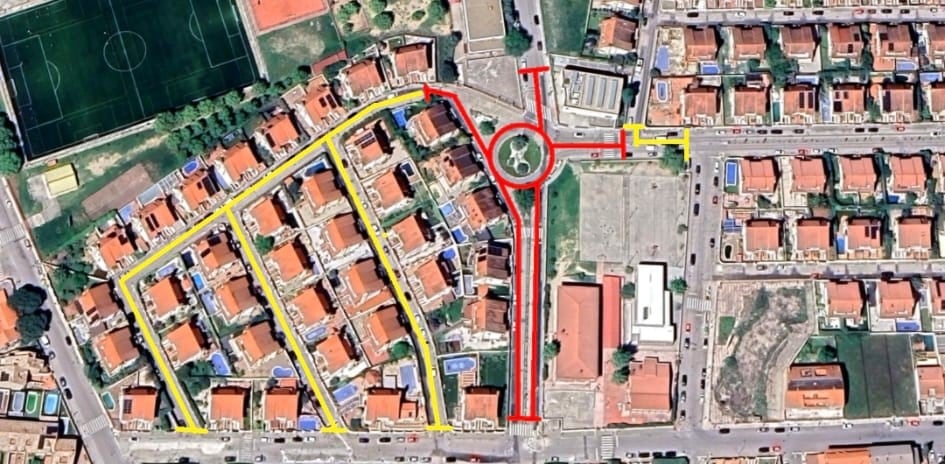 Plano de calles que se cortarán totalmente (rojo) o de forma alterna (amarillo) por las obras de la zona de la biblioteca &#039;María Moliner&#039;.