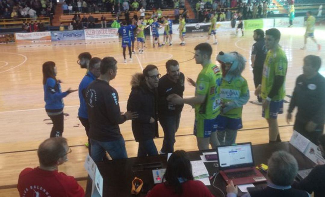 Protestas gallegas al final del partido