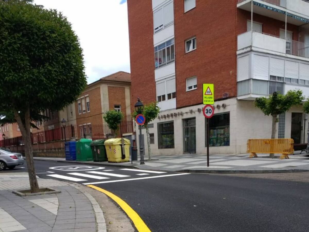 ‘San Pablo y Santa Marina’ critica la supresión de aparcamientos en el barrio