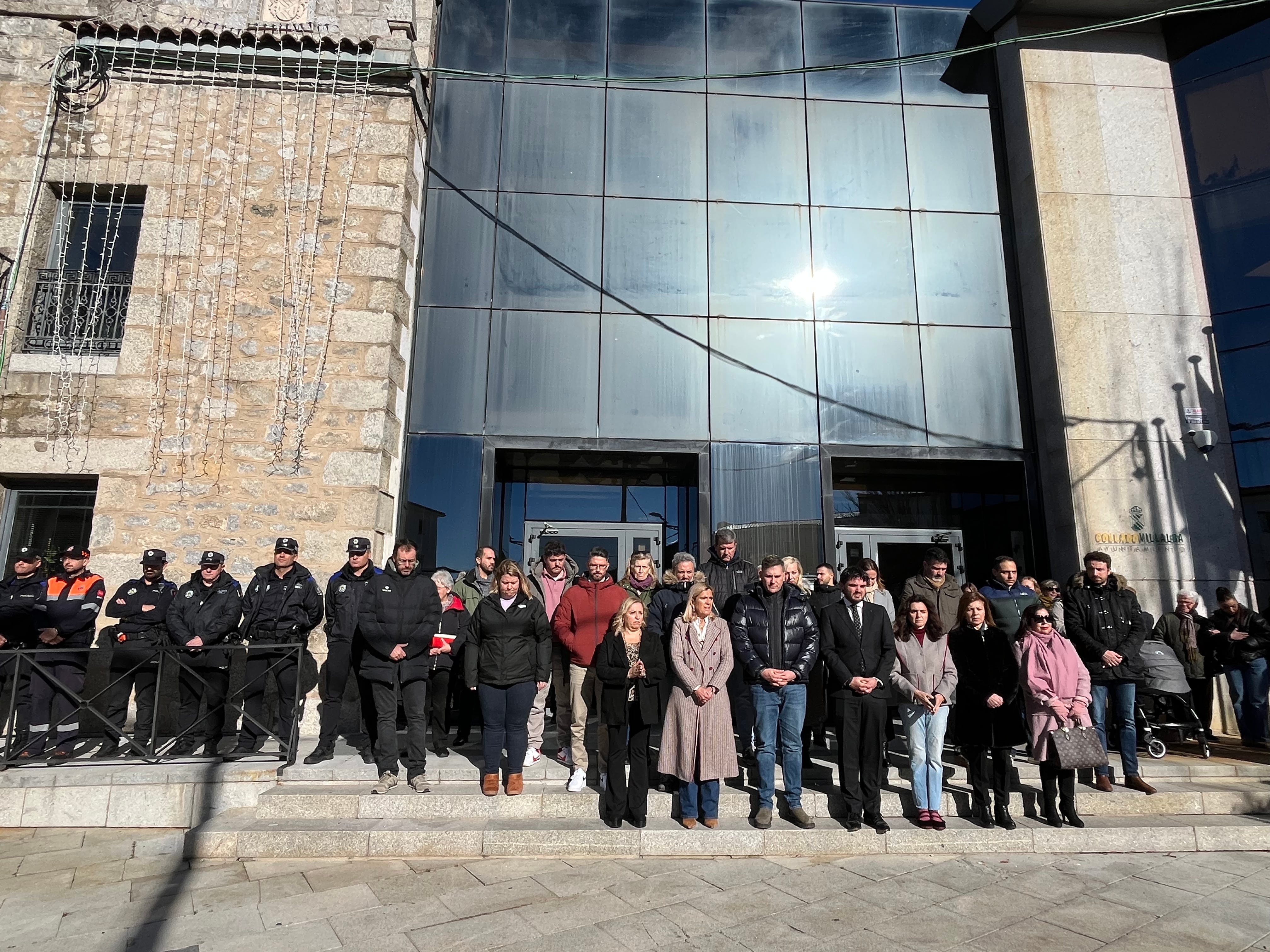 Homenaje a las víctimas en la Plaza de la Constitución de Collado Villalba