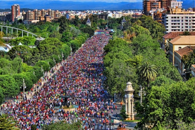 Imagen de la salida de la Volta a Peu de Valencia