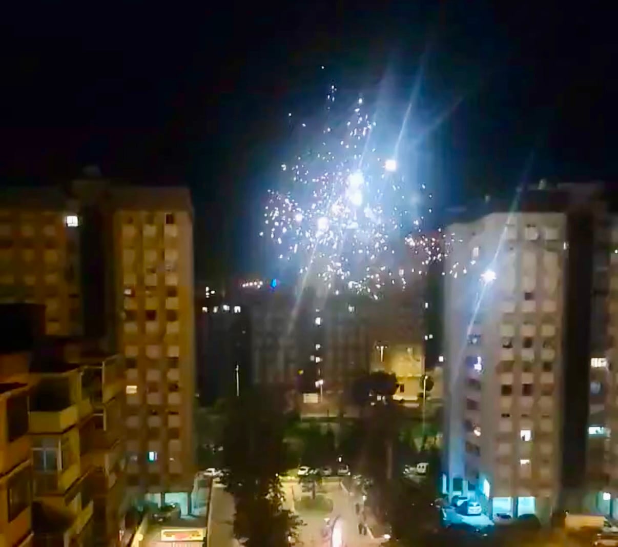 Fuegos artificiales este uno de enero en la barriada Los Corazones de Málaga capital