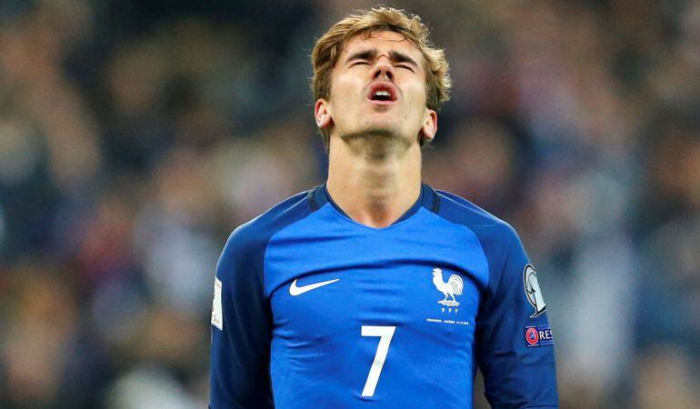 Griezmann se lamenta de una ocasión fallida ante Suecia