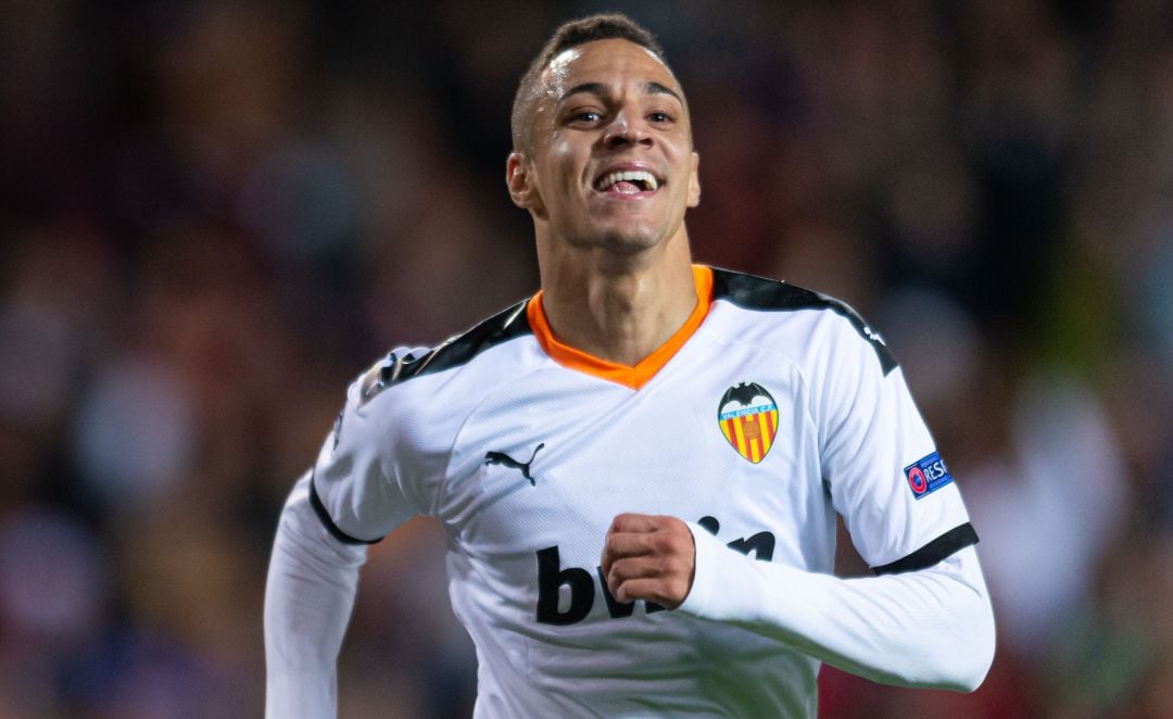 Rodrigo Moreno, en un partido con el Valencia