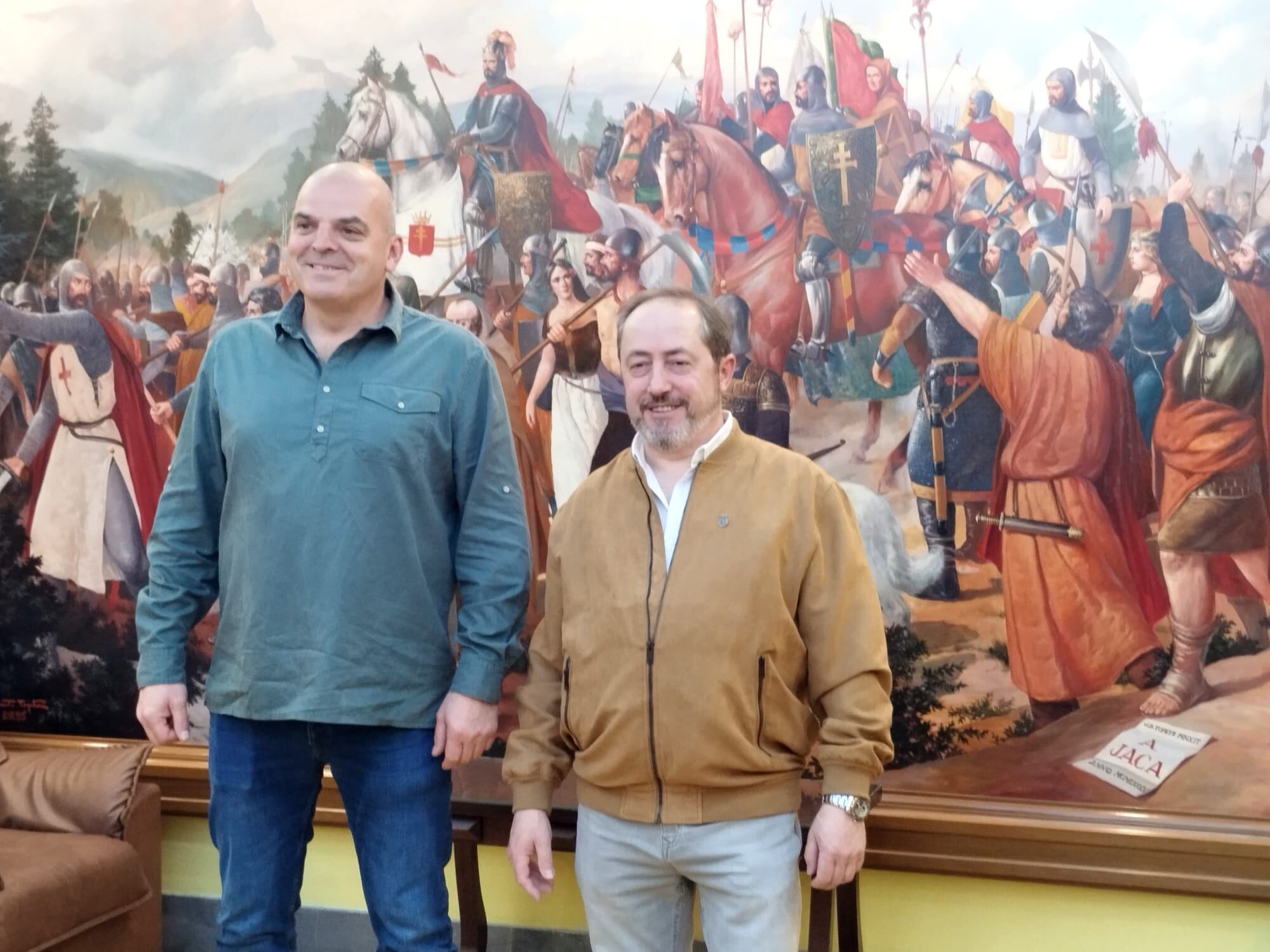 Queco Cajal (izda) concejal delegado de la fiesta y Carlos García presidente de la Hermandad