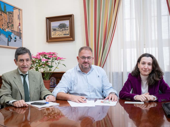 Firma de la adquisición del edificio de Correos