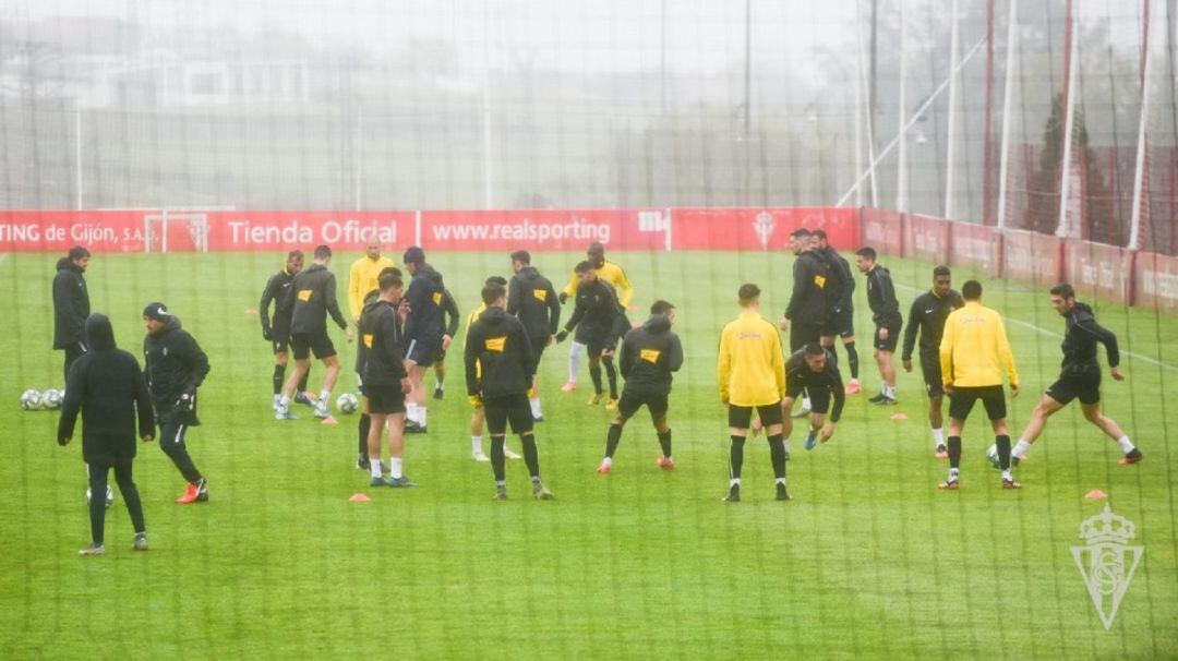 Entrenamiento del Sporting previo al confinamiento