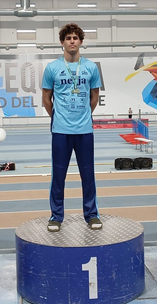 El atleta del Trops-Cueva de Nerja Santiago Rodriguez, campeón de Andalucia en la modalidad de Heptathlón