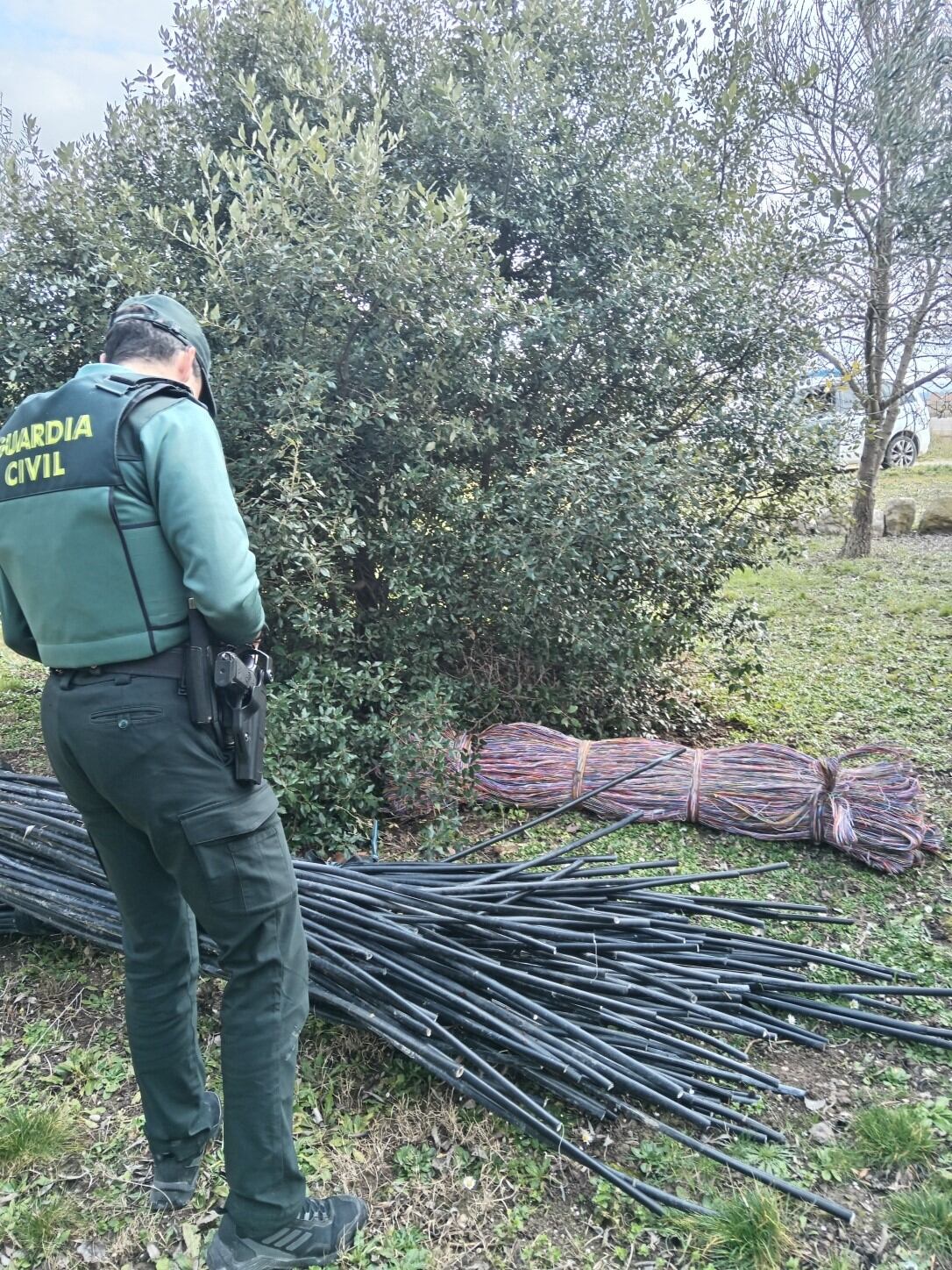 La Guardia Civil detenía a una persona robando cable de cobre