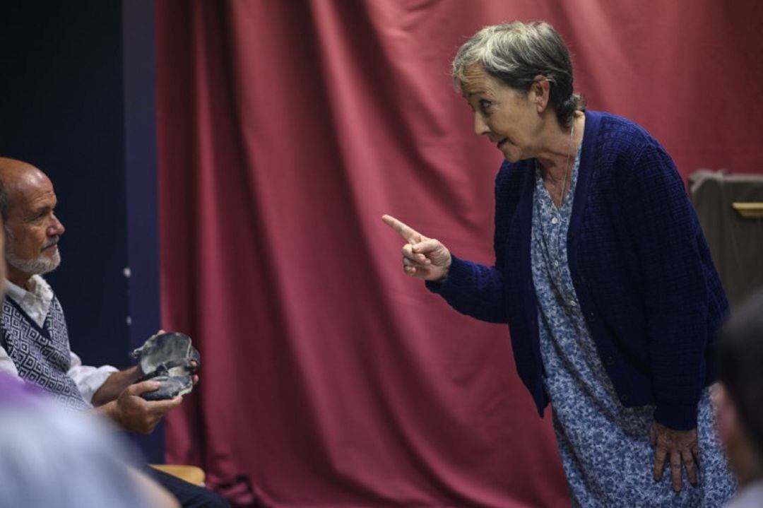 Un momento de la representación de 'Vidas Enterradas'