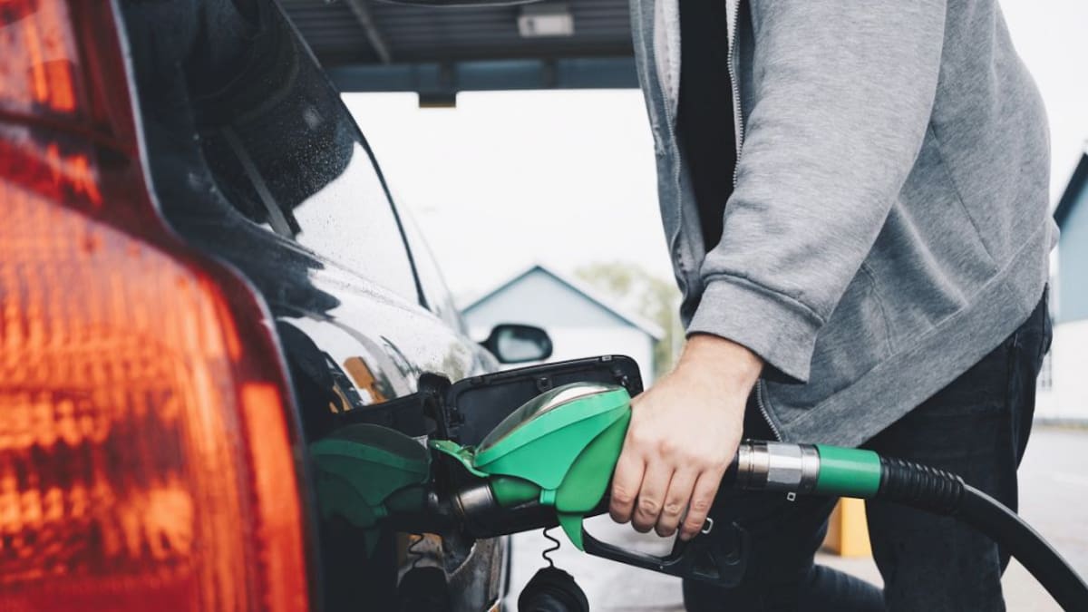 Las gasolineras también garantizan el suministro de combustible ante el cierre patronal del transporte