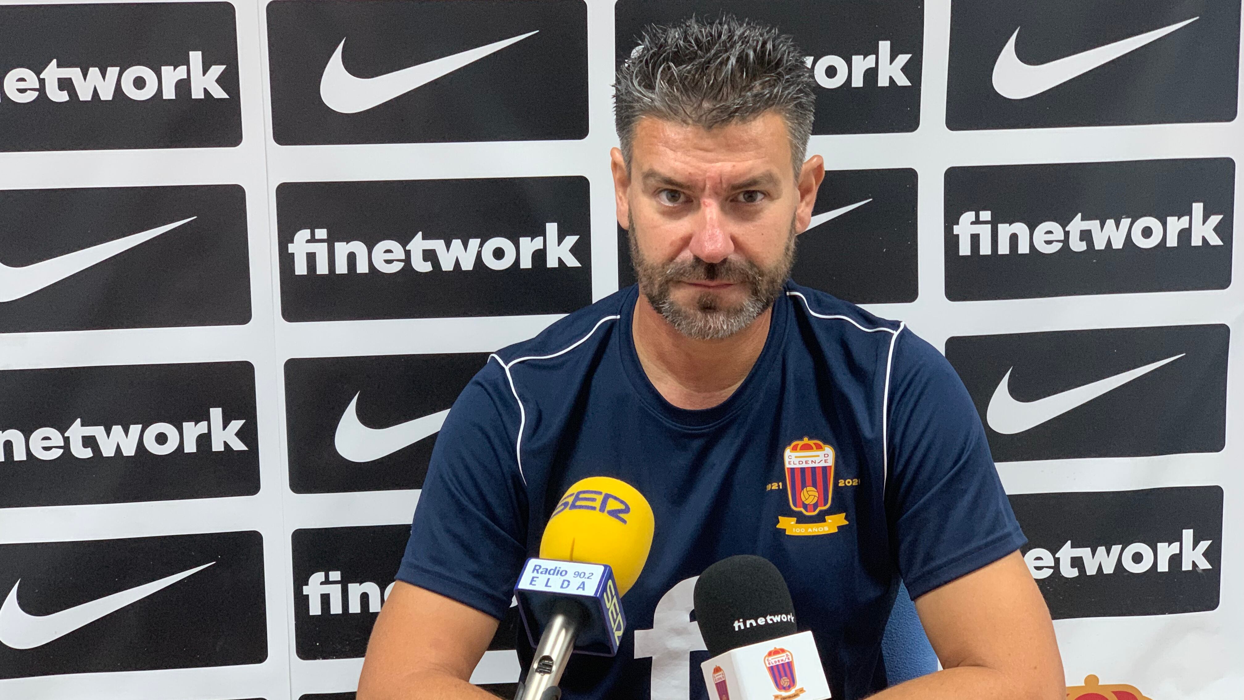 Fernando Estévez, entrenador del C. D. Eldense