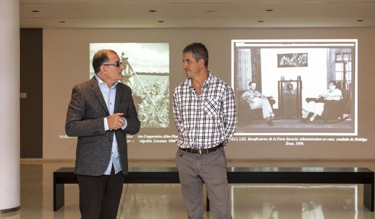 José Miguel Cortés y Ramon Escrivà durante la presentación de la exposición. 