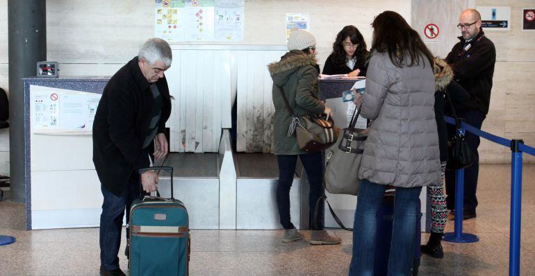 Las cifras de pasajeros en el aeropuerto vallisoletano mejoraron en mayo