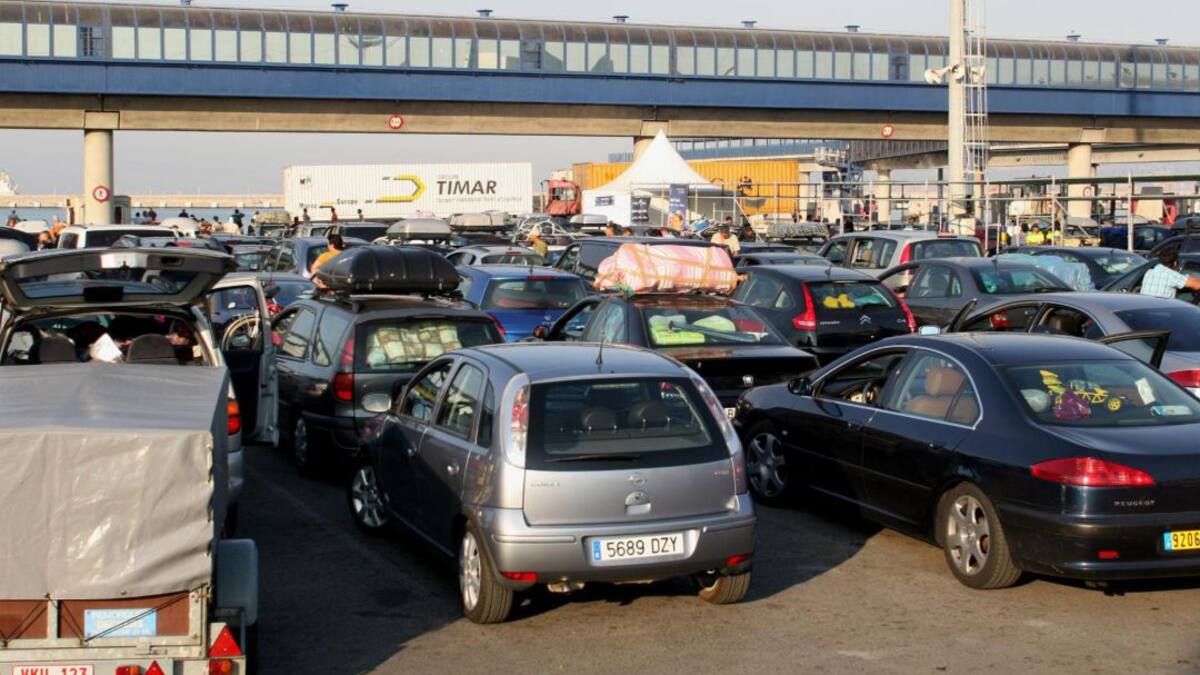 El Puerto de Alicante afronta la "semana más fuerte" de la fase de salida en la Operación Paso del Estrecho