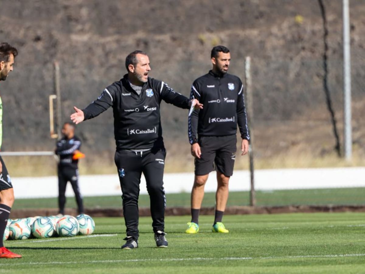 Sesé Rivero podría realizar varios cambios en el once blanquiazul