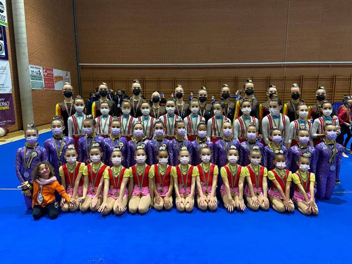 El Club 2000 de Barbastro y el Club 90 de Huesca logran tres oros, una plata y un bronce en Sagunto