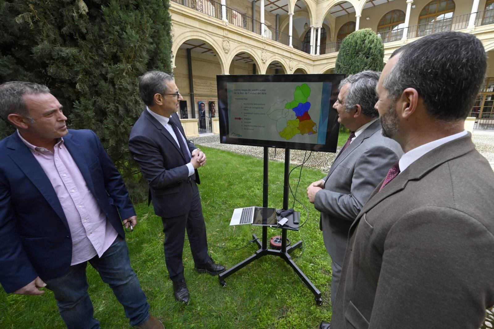 La Comunidad Autónoma actualiza los mapas de seguimiento de calidad del aire