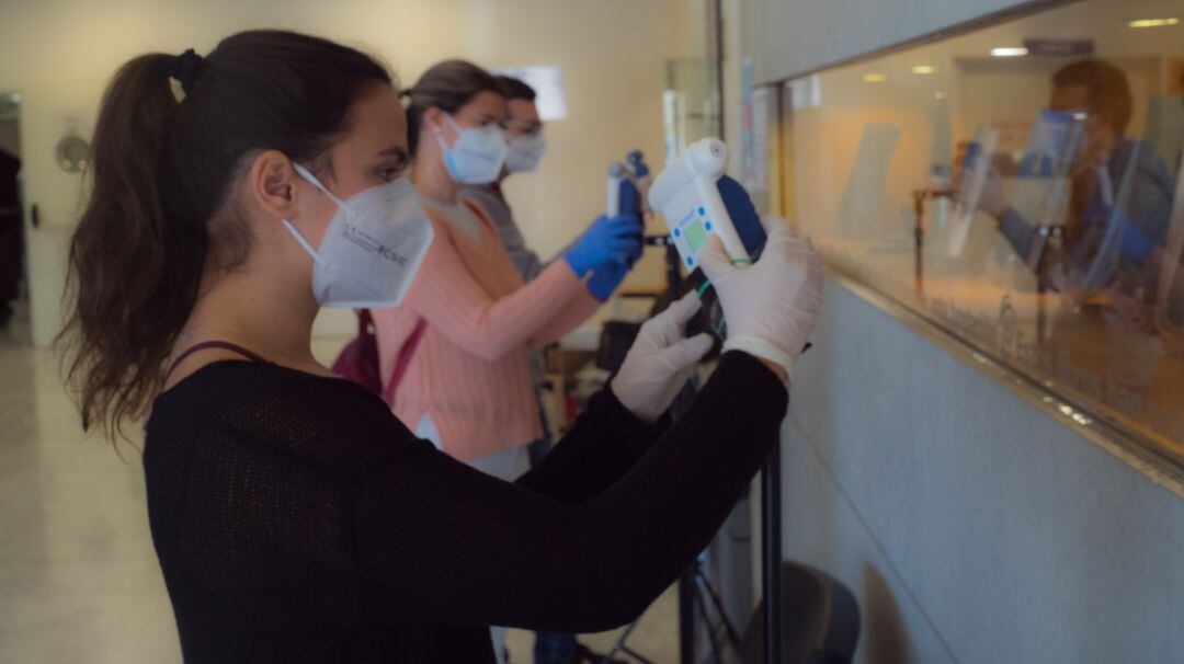 El proyecto AIRCOV de FISABIO y la UV descarta la presencia de coronavirus en el aire interior de la Facultad de Química