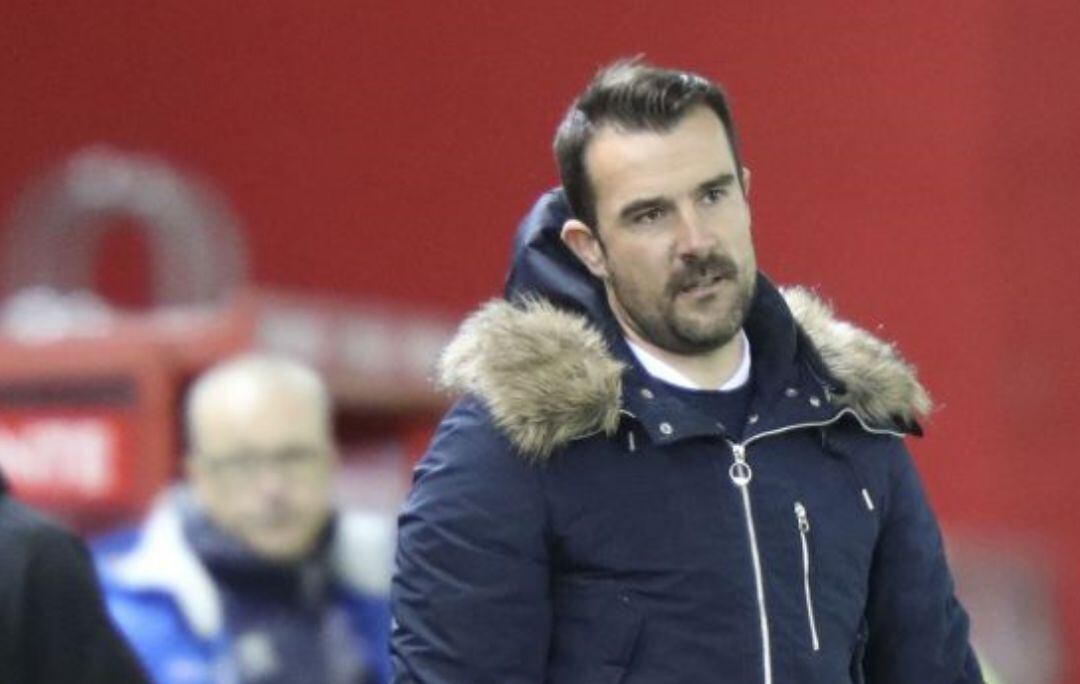 López Garai, durante un partido con el Albacete