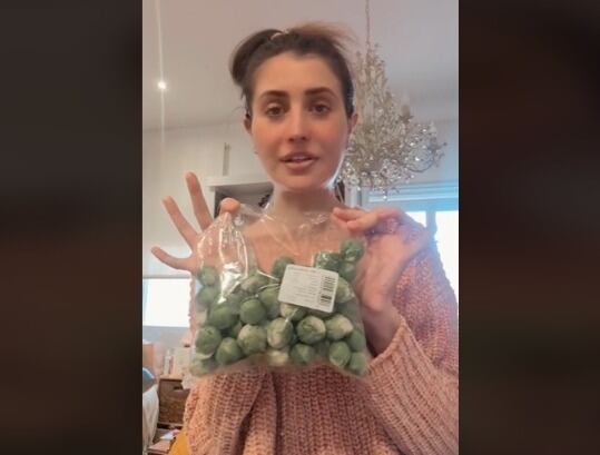 Elena Casado (@medicilio) al seu vídeo de Tik Tok.