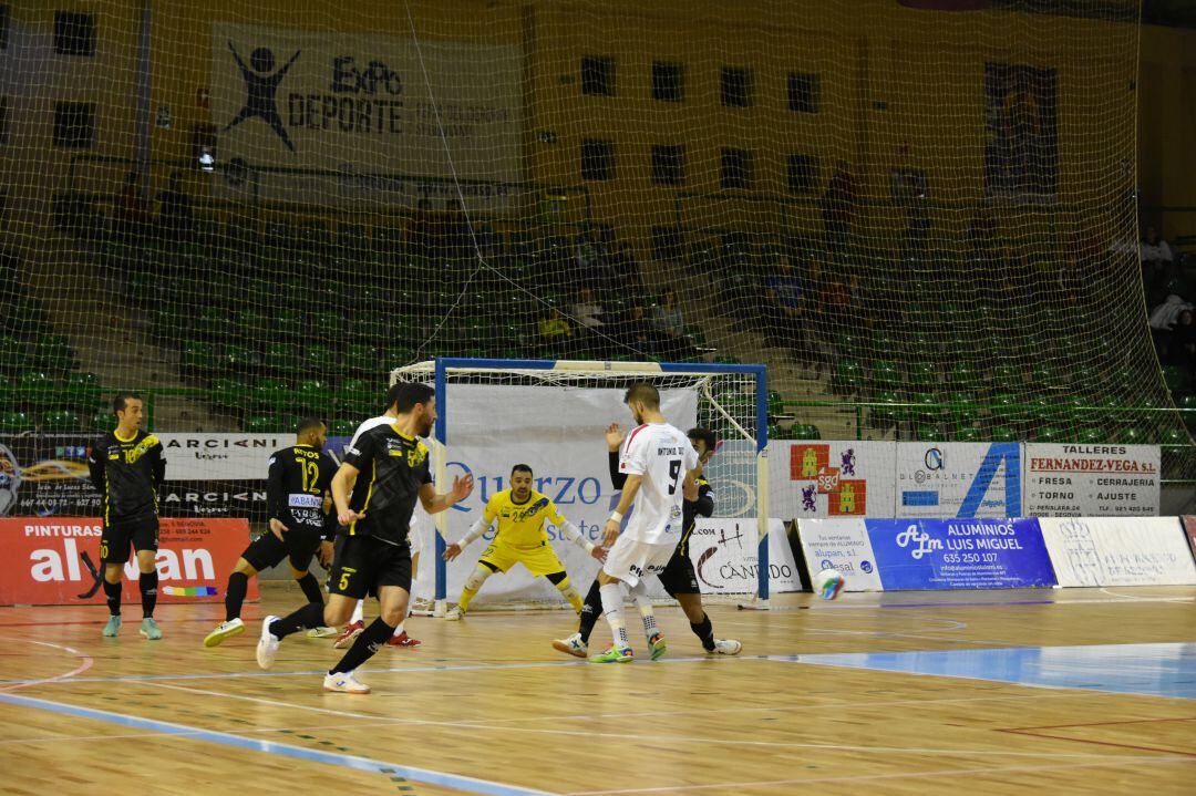 Naturpellet cae 0-2 ante O,Parrulo