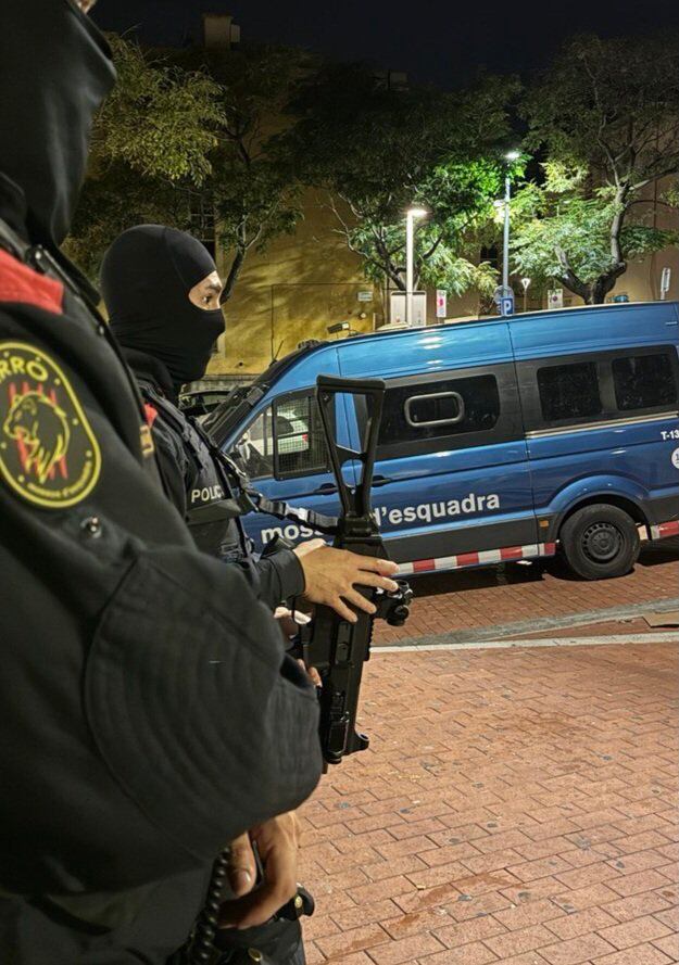 Dispositiu policial a Barcelona i Palau de Plegamans per detenir els responsables d'un tiroteig a l'abril a Nou Barris