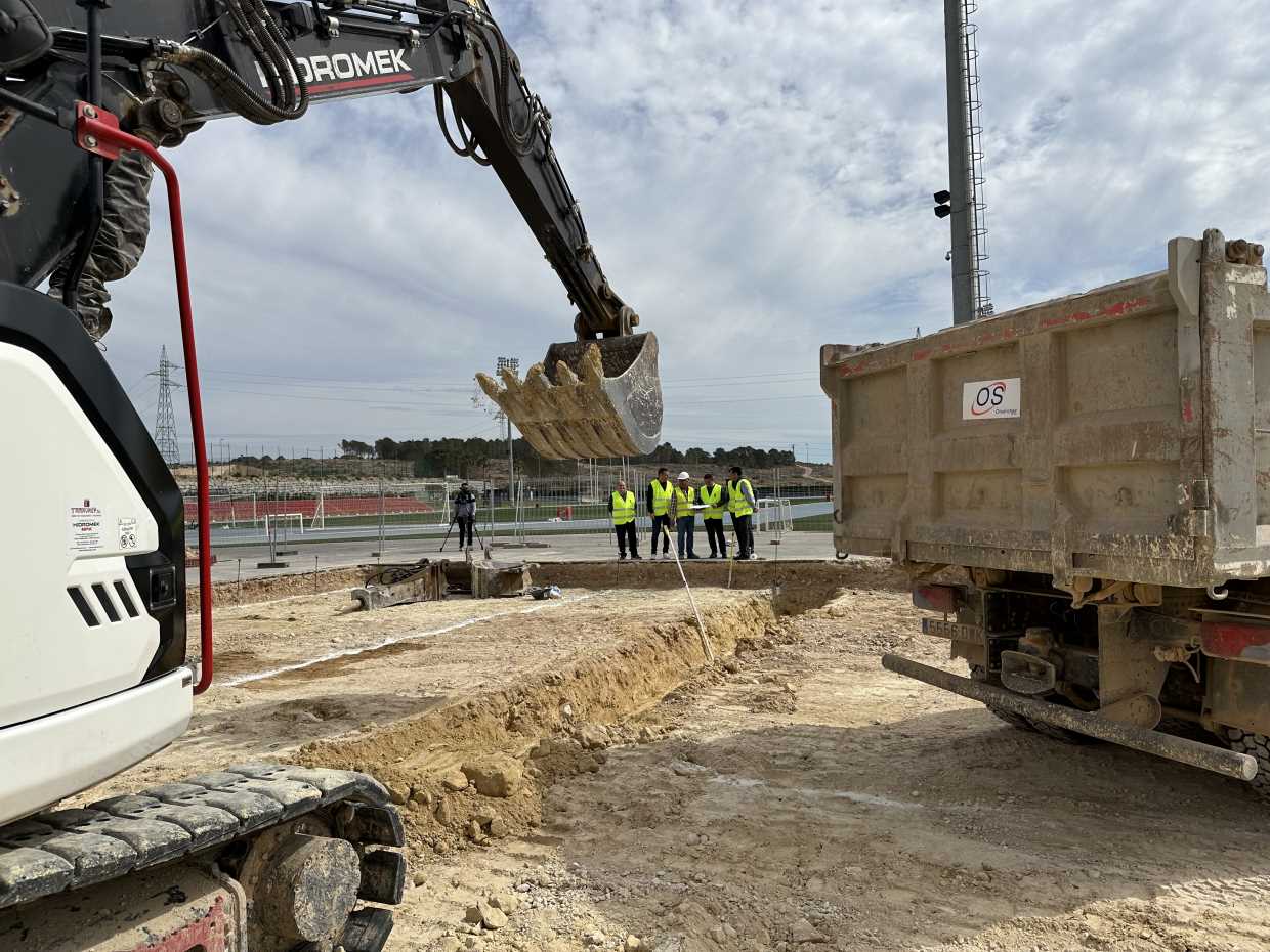 Las máquinas ya trabajan en el nuevo Edifici de l&#039;Esport