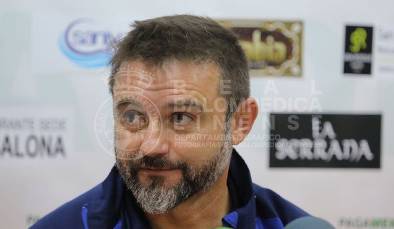 Julio Cobos durante una rueda de prensa.