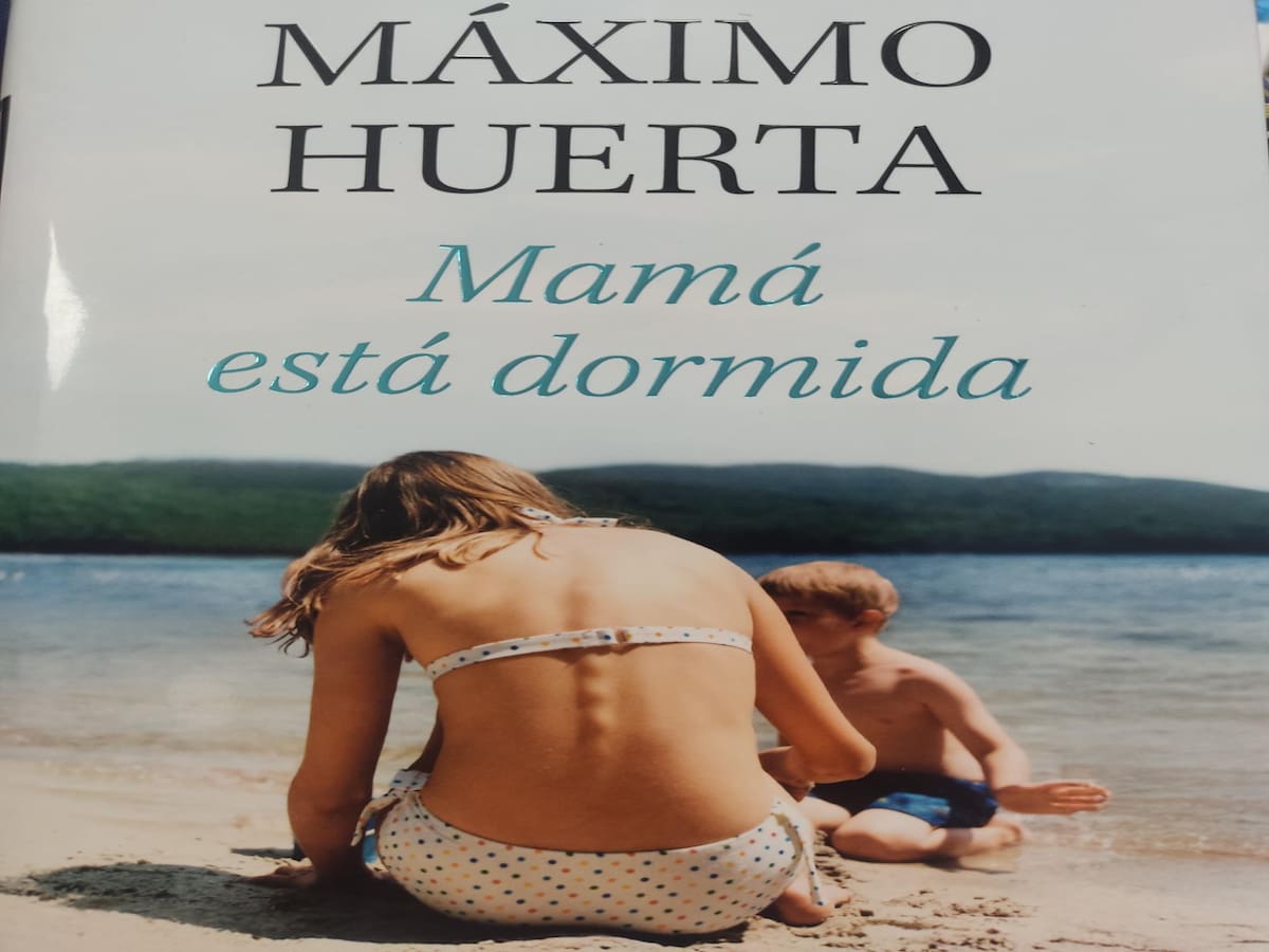 Máximo Huerta desnuda la intimidad del cuidado en su nueva novela Mamá está dormida