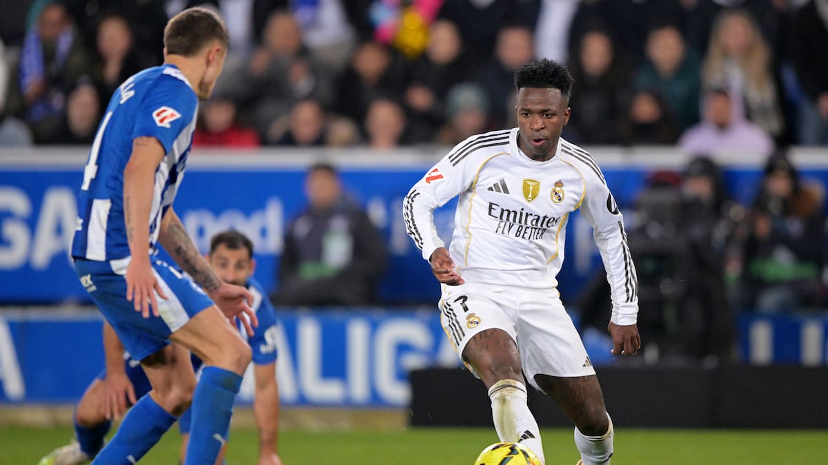 Xabi Alonso, sobre el posible penalti a Vinicius: "No nos sorprende que no vaya al VAR a verlo"