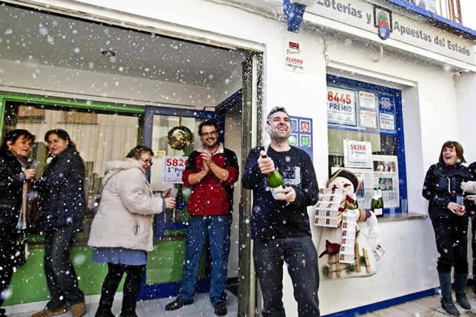 En la memoria de todos, el Gordo del año 2011, en Grañén, que cayó en el número 58.268