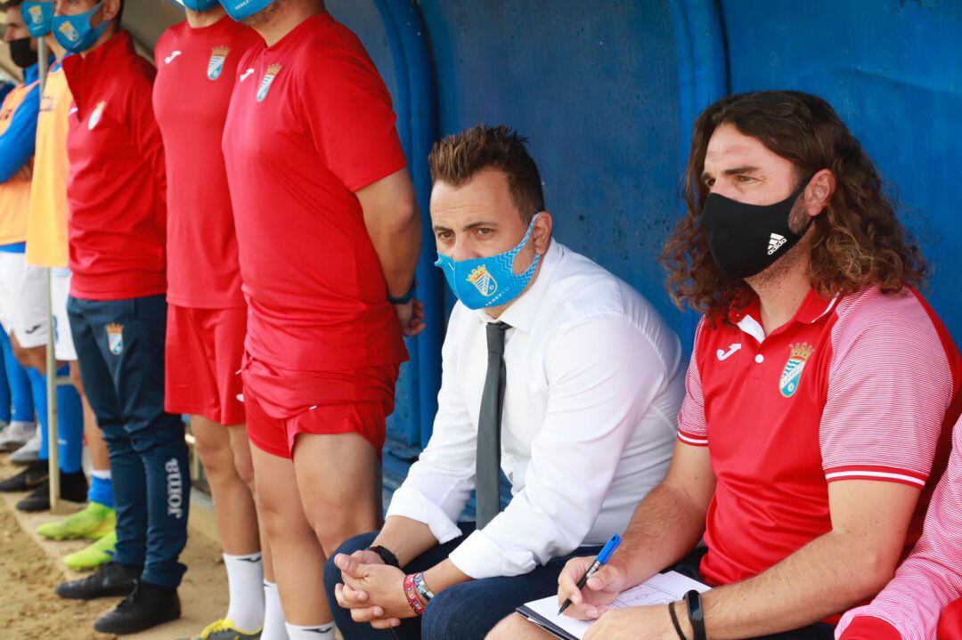 Joaquín Poveda junto a Juan Pedro Ramos