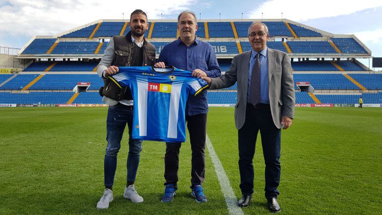 Visnjic, junto a Portillo y Hernández