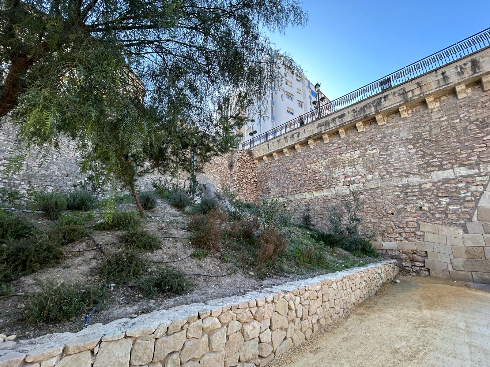 Ascensor en la ladera del Vinalopó