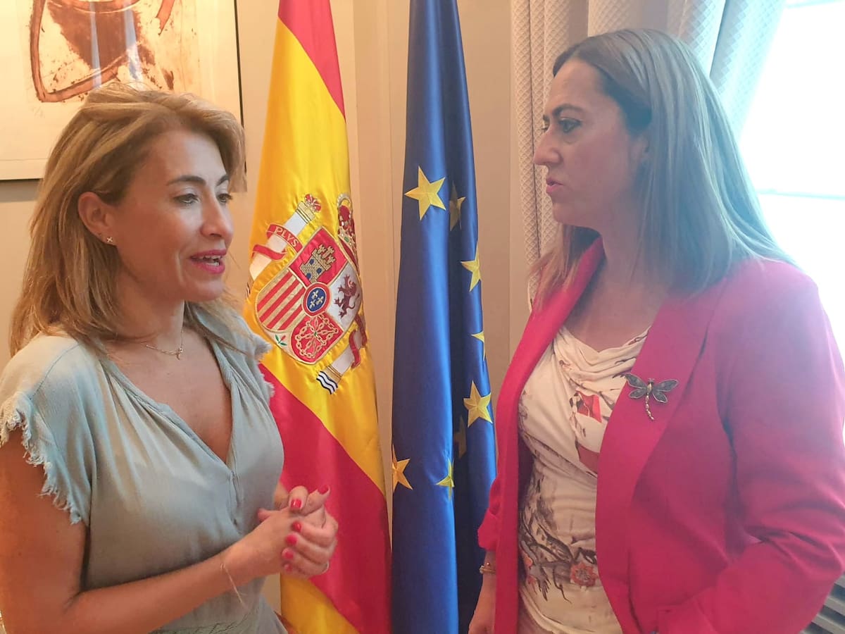 Raquel Sánchez garantiza el mantenimiento de todos los servicios del transporte de viajeros por autobús