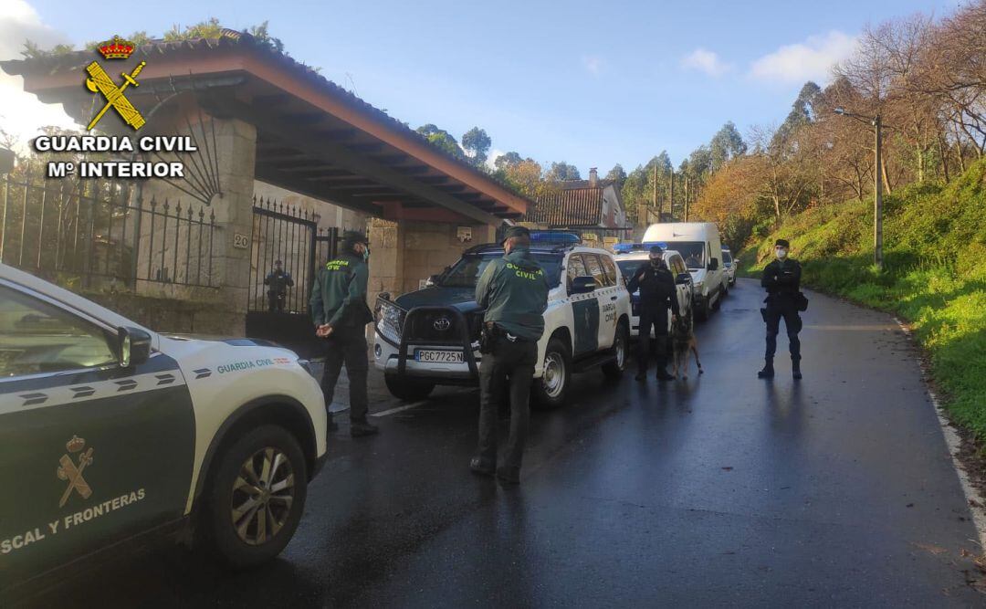  Operativo antidroga en un Chalet de  Salcedo Pontevedra