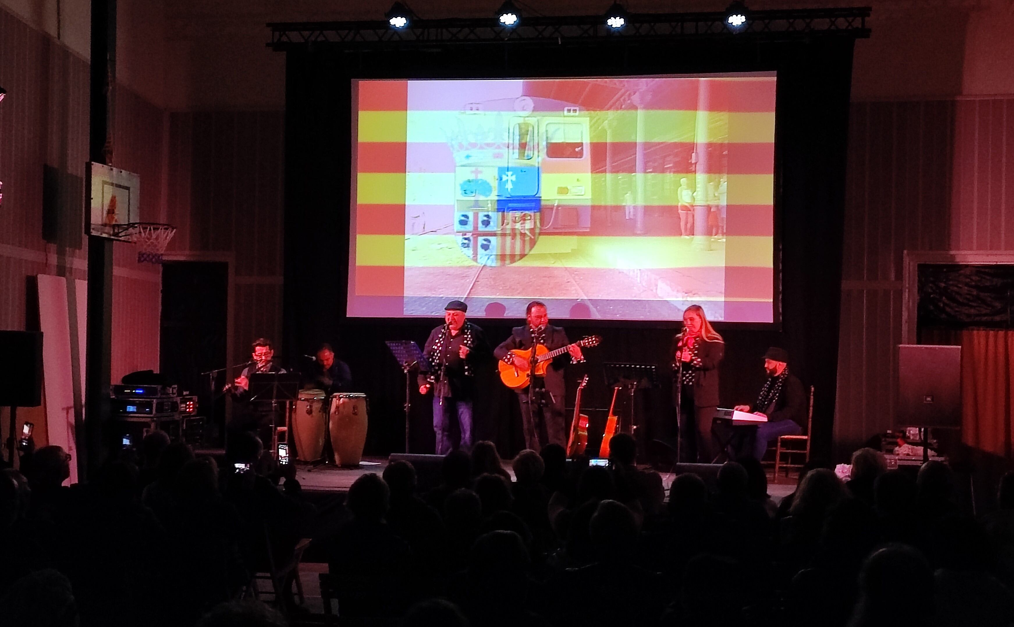 Actuación de Nozotro en el homenaje a Labordeta