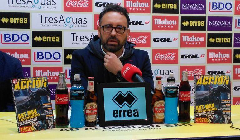 José Bordalás en la rueda de prensa de Santo Domingo.