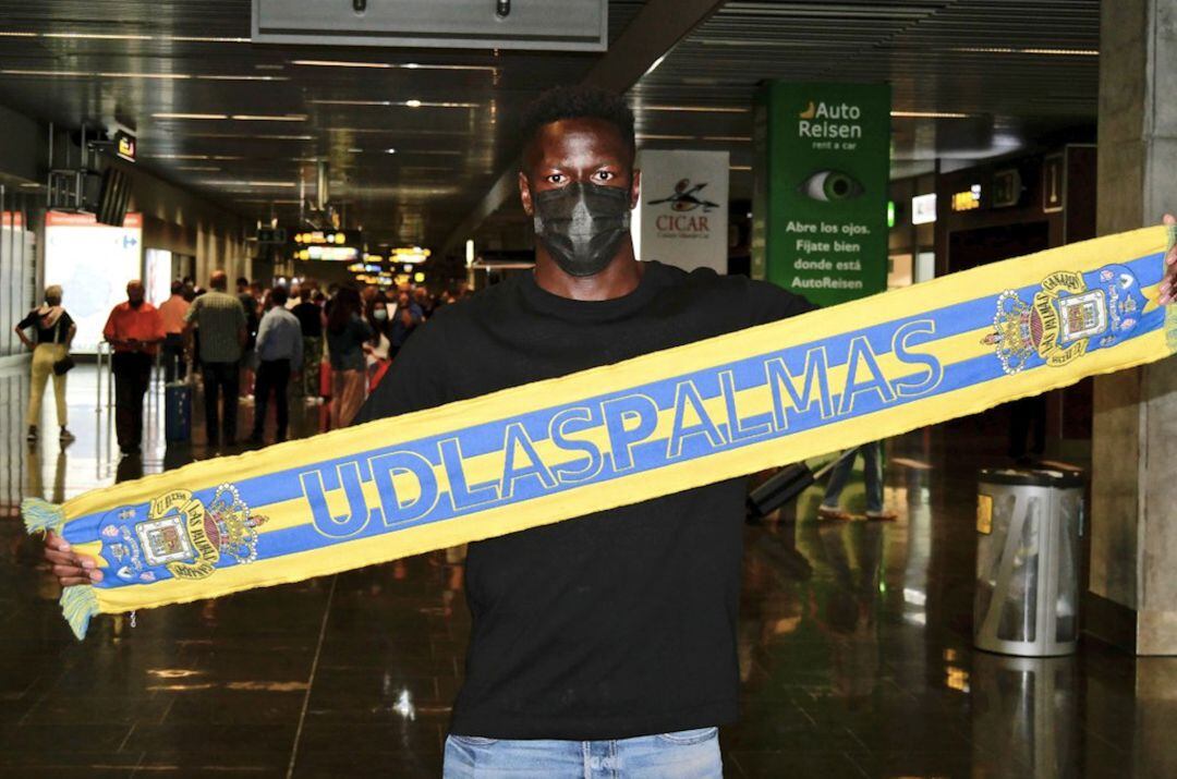 Omenuke Mfulu ya está en Gran Canaria.