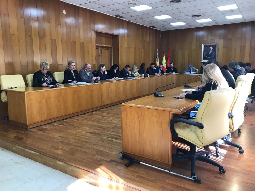 Sesión plenaria de Elda