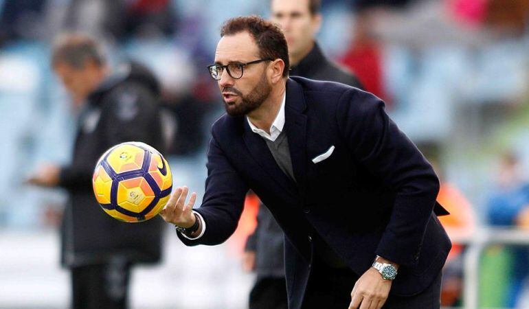 Pepe Bordalás, durante un lance del encuentro ante el Real Valladolid en el Coliseum