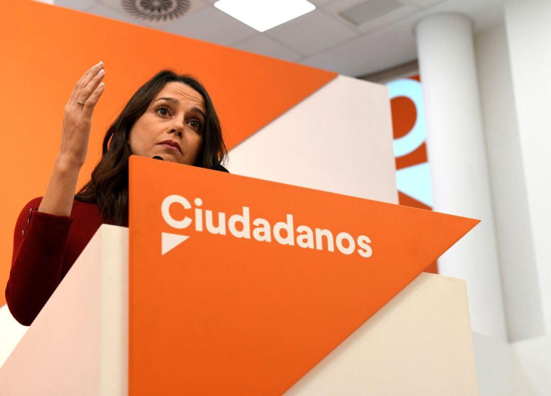 La portavoz nacional de Ciudadanos, Inés Arrimadas, ofrece una rueda de prensa tras la celebración del Comité Ejecutivo Permanente. 