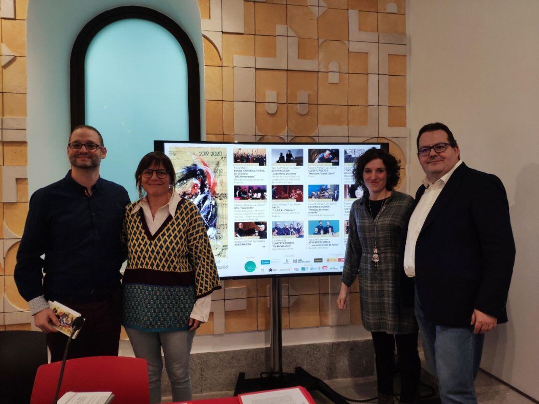 Presentación de las Jornadas de Música Contemporánea de Segovia, que aumentan su calendario de conciertos, y el número de escenarios de los esepctáculos. 