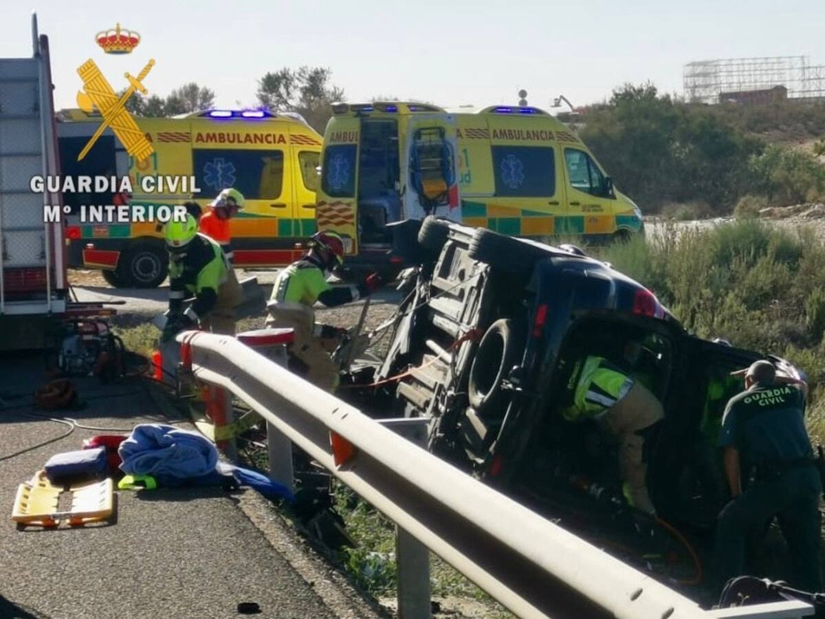Un conductor herido grave tras salirse de la carretera en la N-II en Fraga