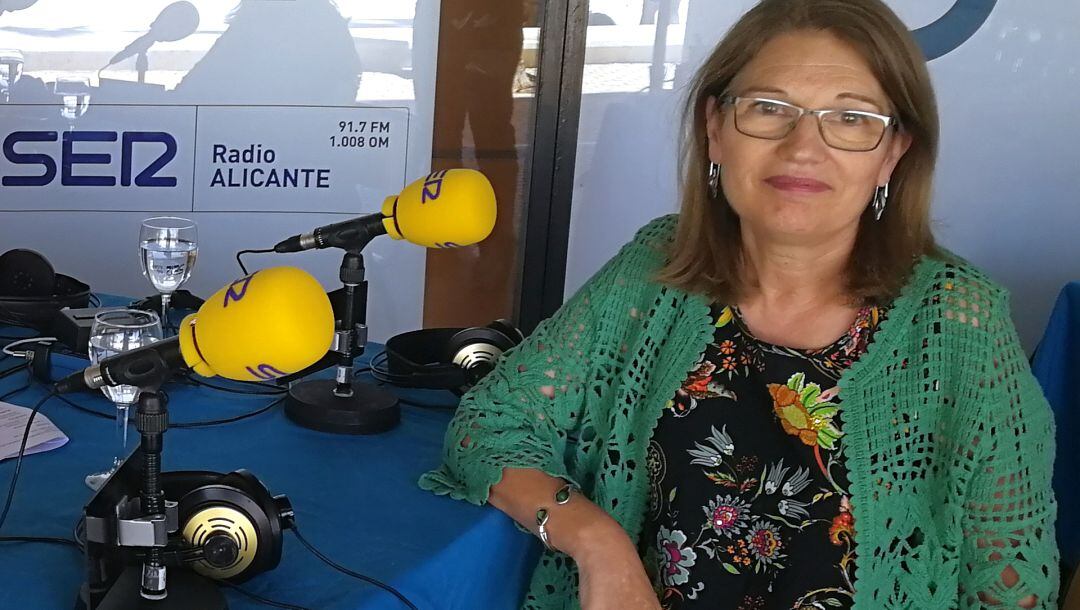 Nuria Grané, vicerrectora de Estudiantes y Empleo de la UA, durante su entrevista en Hoy por Hoy